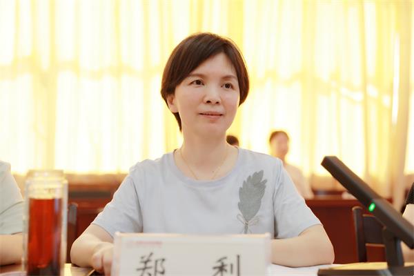 bd2e43732c2844e9931c6558a7c2b878.jpg